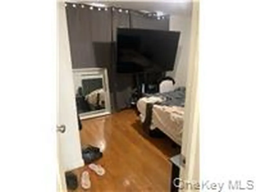 349 S Broadway Yonkers NY 10705