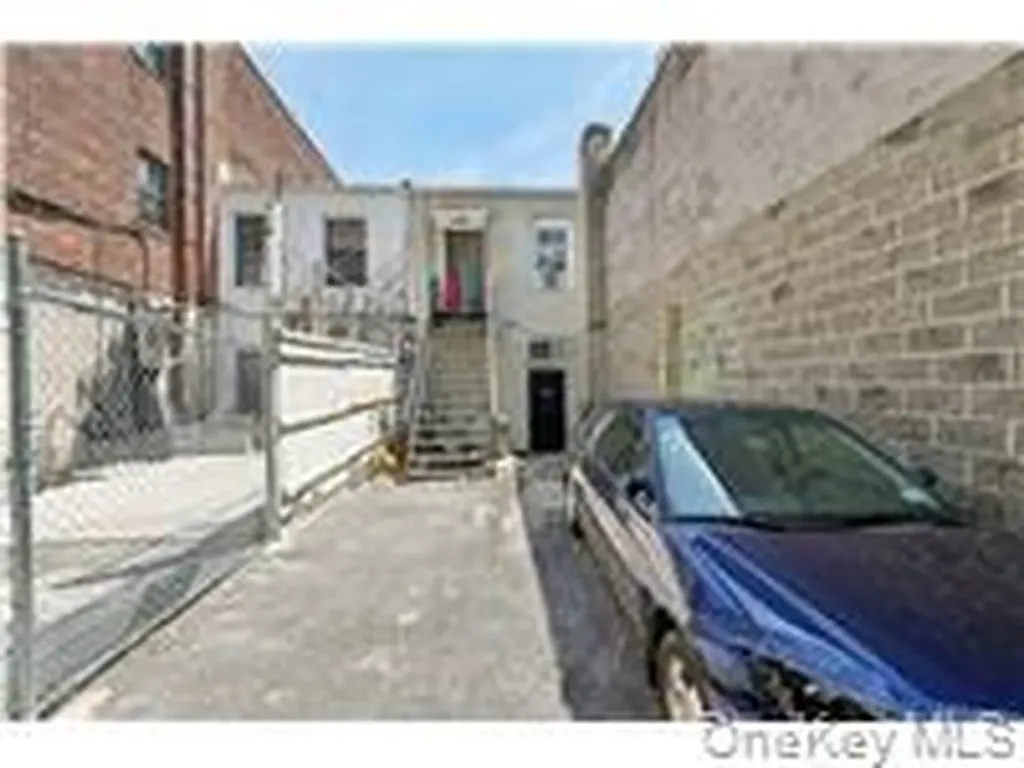 349 S Broadway Yonkers NY 10705
