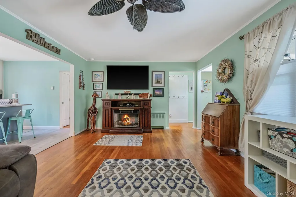 535 Kime Avenue West Islip NY 11795