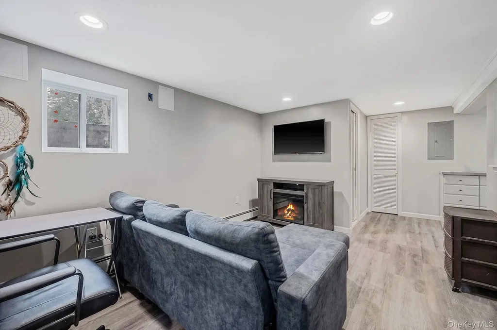 535 Kime Avenue West Islip NY 11795