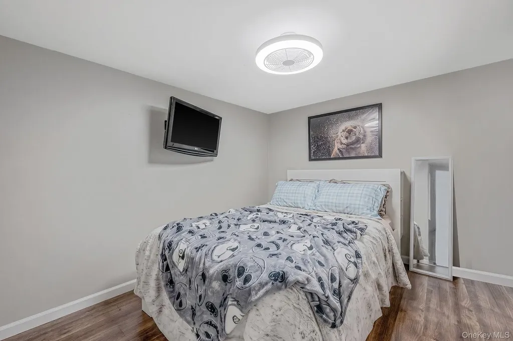 535 Kime Avenue West Islip NY 11795