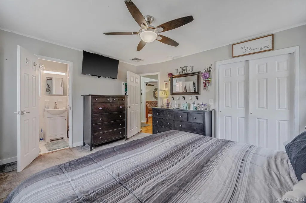 535 Kime Avenue West Islip NY 11795