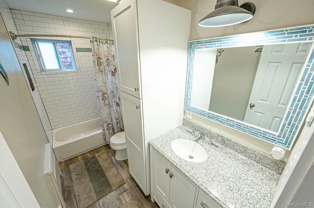535 Kime Avenue West Islip NY 11795