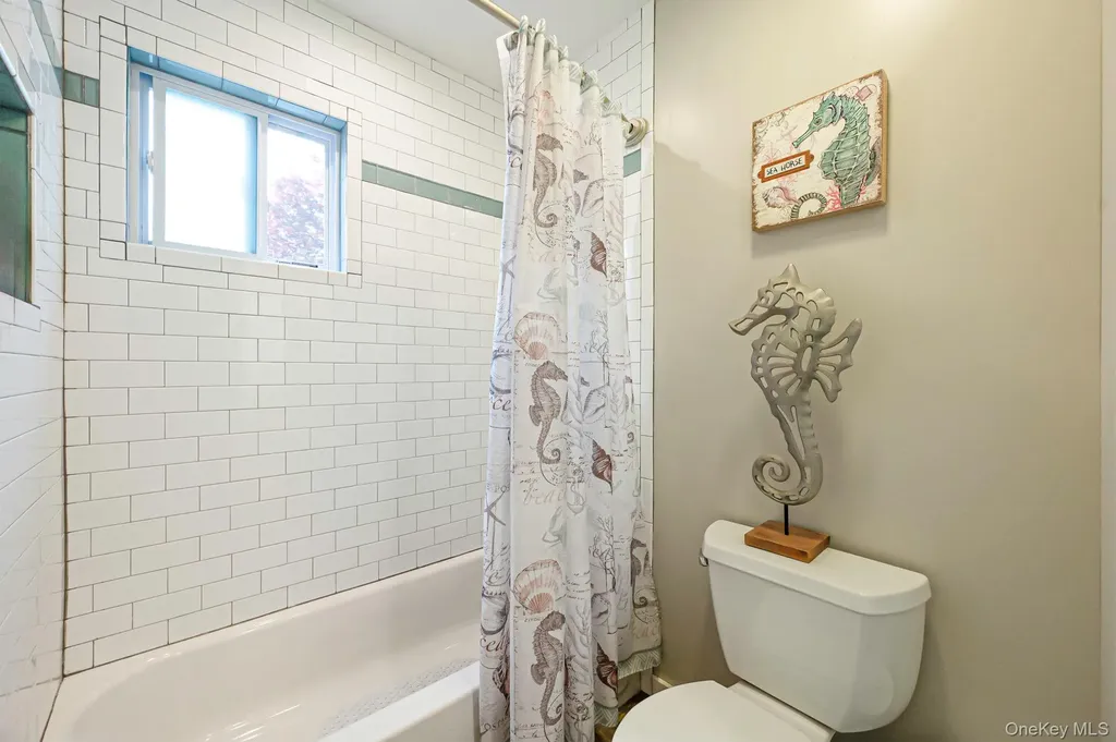 535 Kime Avenue West Islip NY 11795