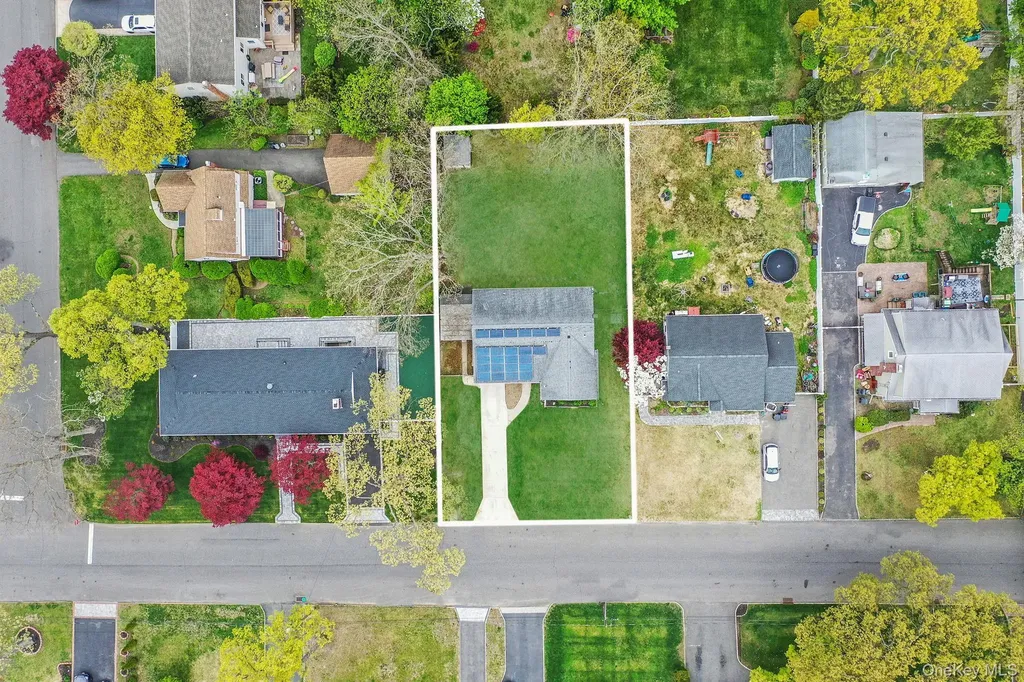 535 Kime Avenue West Islip NY 11795