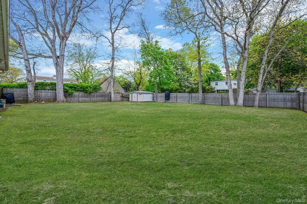 535 Kime Avenue West Islip NY 11795