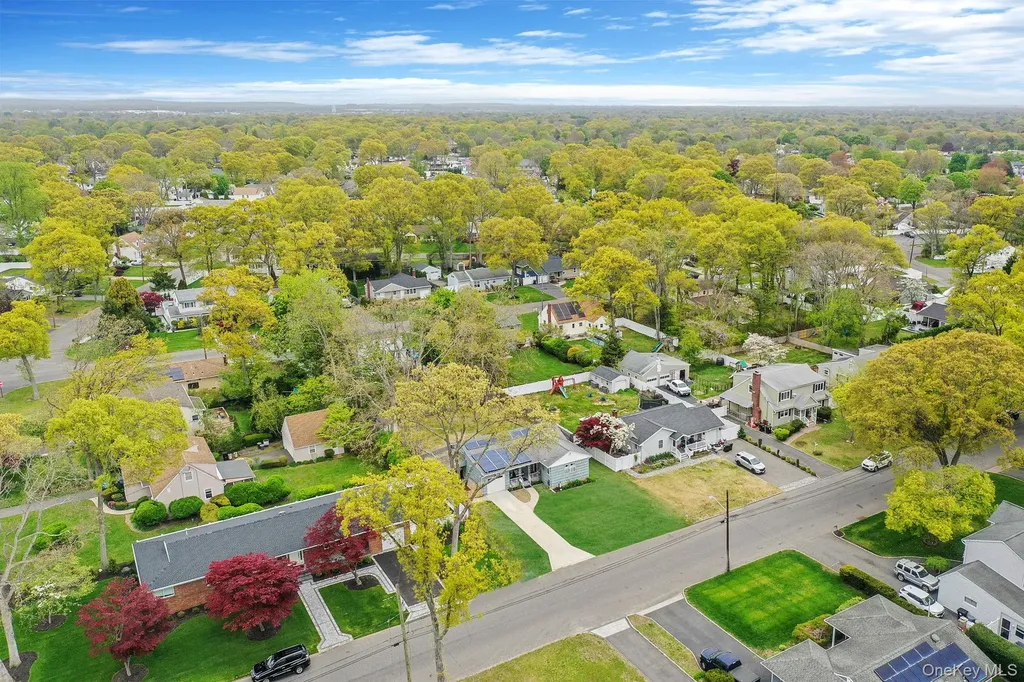 535 Kime Avenue West Islip NY 11795