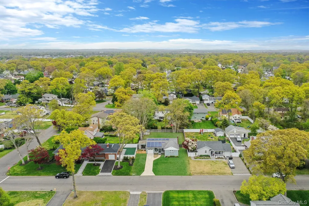 535 Kime Avenue West Islip NY 11795