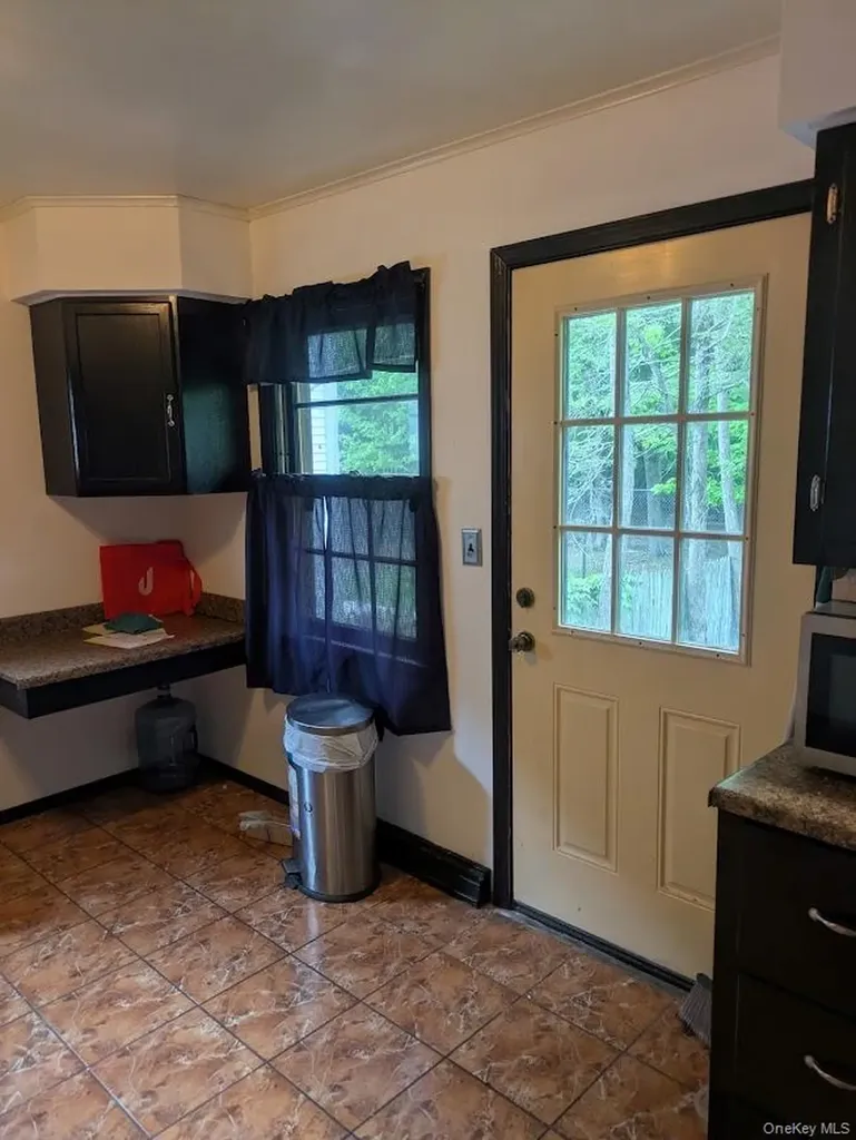 44 Commonwealth Avenue Middletown NY 10940
