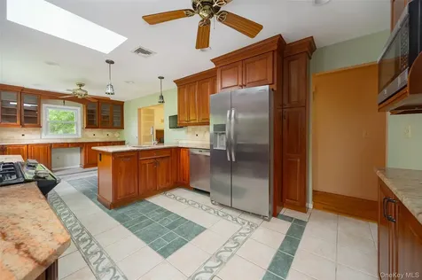 24 Johns Boulevard Poughkeepsie NY 12603