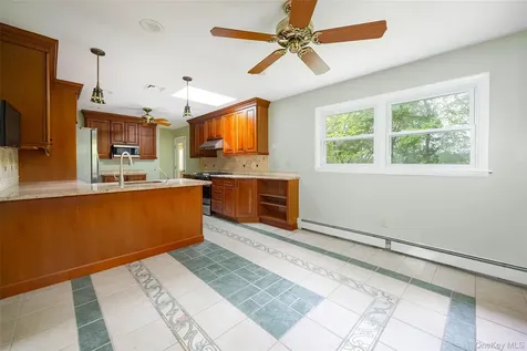 24 Johns Boulevard Poughkeepsie NY 12603