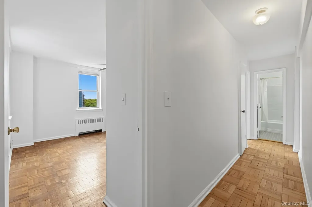 25 Knolls Crescent Bronx NY 10463