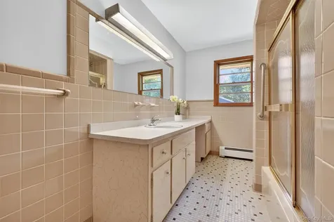9 Alladin Court Wappingers Falls NY 12590