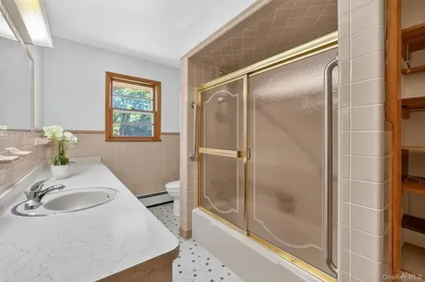 9 Alladin Court Wappingers Falls NY 12590