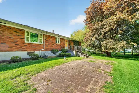 9 Alladin Court Wappingers Falls NY 12590