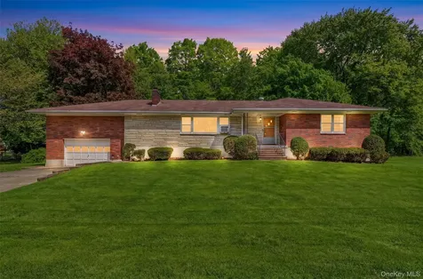 9 Alladin Court Wappingers Falls NY 12590