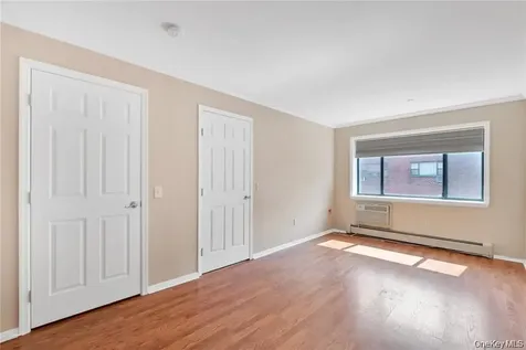 21 Lake Street White Plains NY 10603