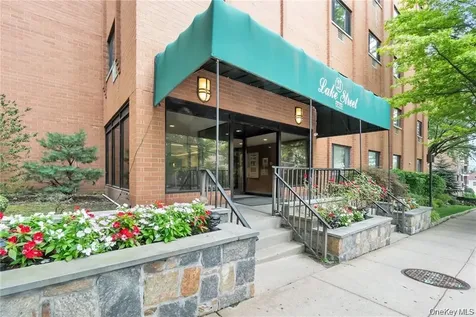 21 Lake Street White Plains NY 10603