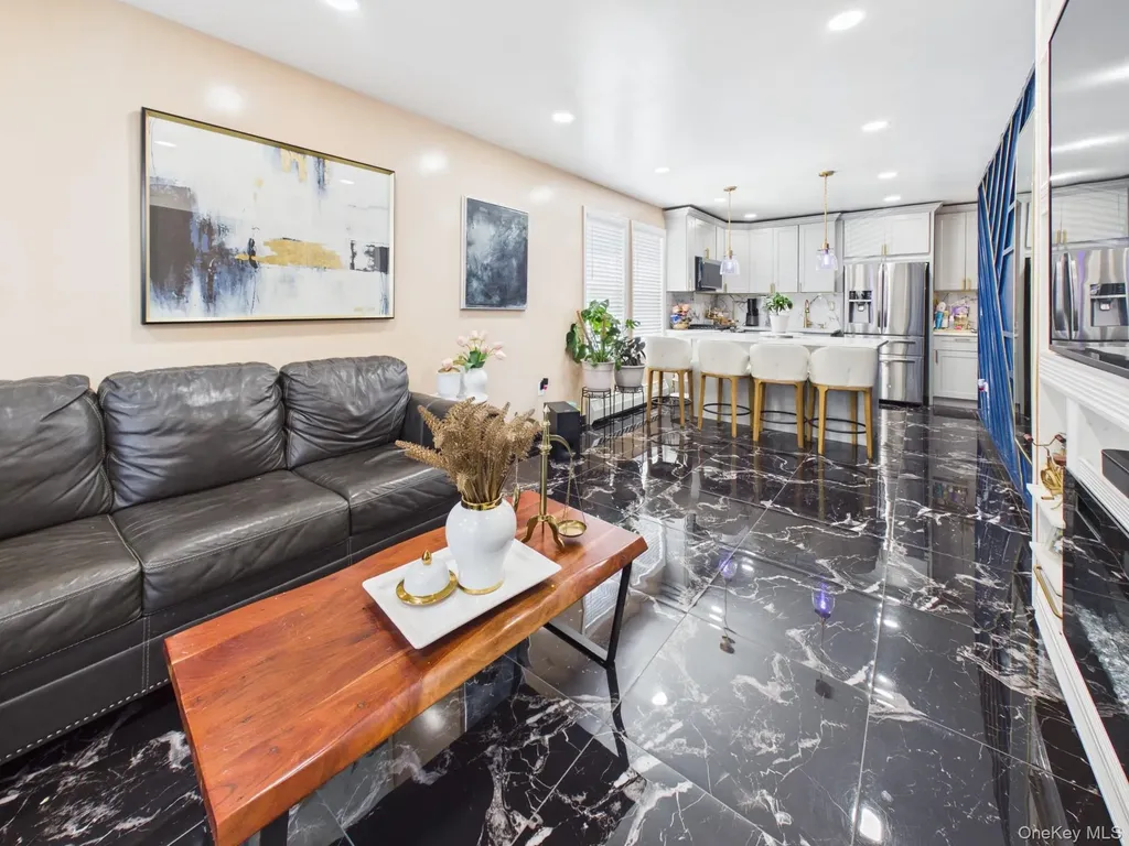 129 Morningside Place Yonkers NY 10703
