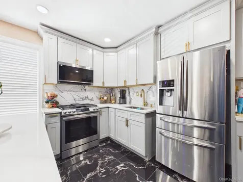 129 Morningside Place Yonkers NY 10703