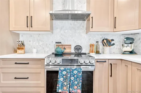 138 Fairmont Road Mahopac NY 10541
