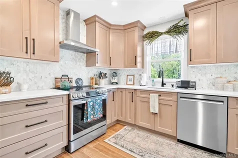 138 Fairmont Road Mahopac NY 10541