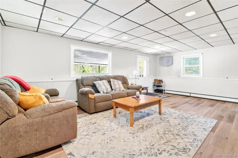 138 Fairmont Road Mahopac NY 10541