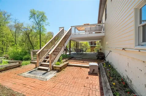 138 Fairmont Road Mahopac NY 10541