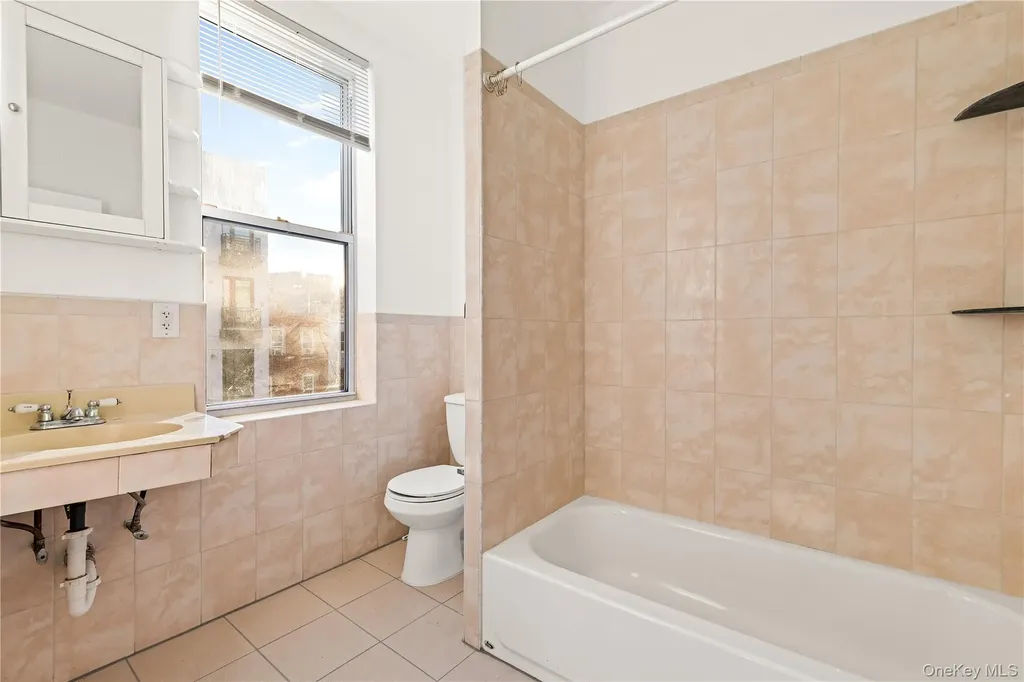 1644 Atlantic Avenue Brooklyn NY 11213