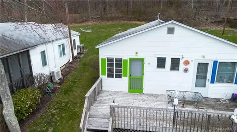 60 Hibiscus Circle Hopewell Junction NY 12533