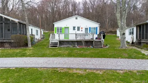 60 Hibiscus Circle Hopewell Junction NY 12533