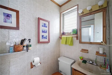60 Hibiscus Circle Hopewell Junction NY 12533