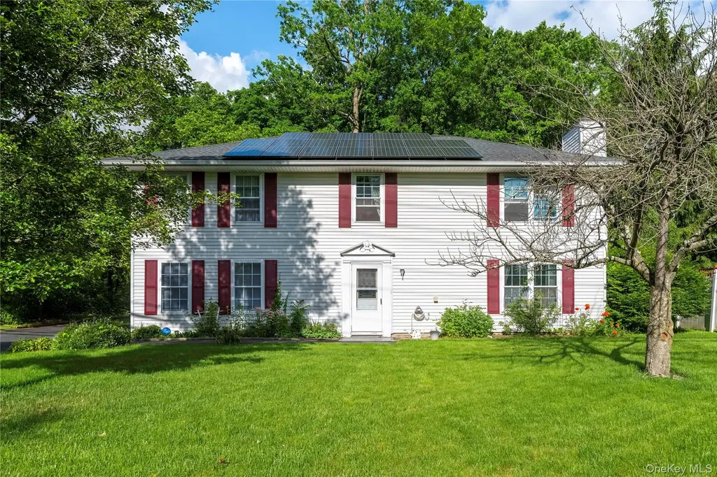 44 Inwood Avenue Poughkeepsie NY 12601
