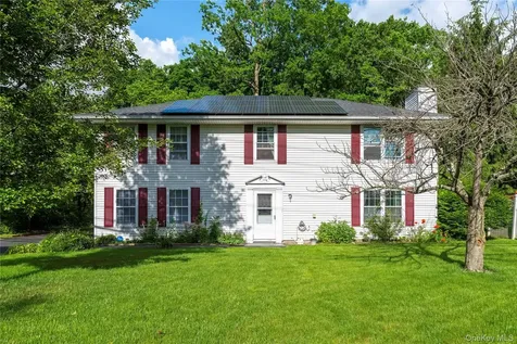 44 Inwood Avenue Poughkeepsie NY 12601