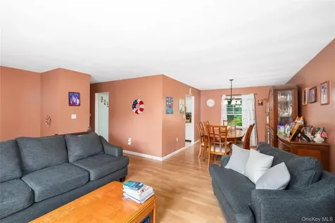 44 Inwood Avenue Poughkeepsie NY 12601