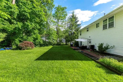 44 Inwood Avenue Poughkeepsie NY 12601
