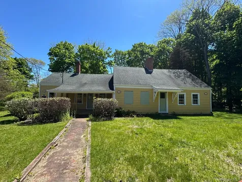 540 Franklinville Road Laurel NY 11948