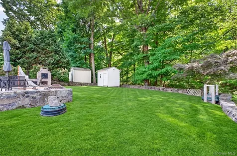 27 Meadow Road Montrose NY 10548