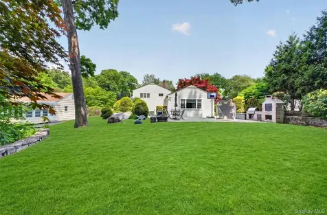 27 Meadow Road Montrose NY 10548