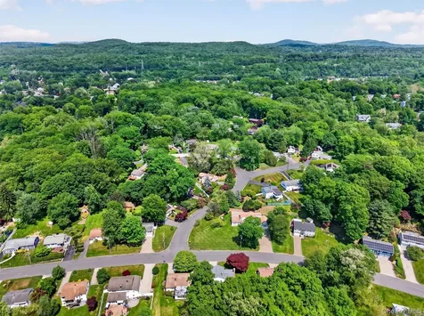 27 Meadow Road Montrose NY 10548