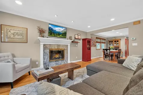 27 Meadow Road Montrose NY 10548