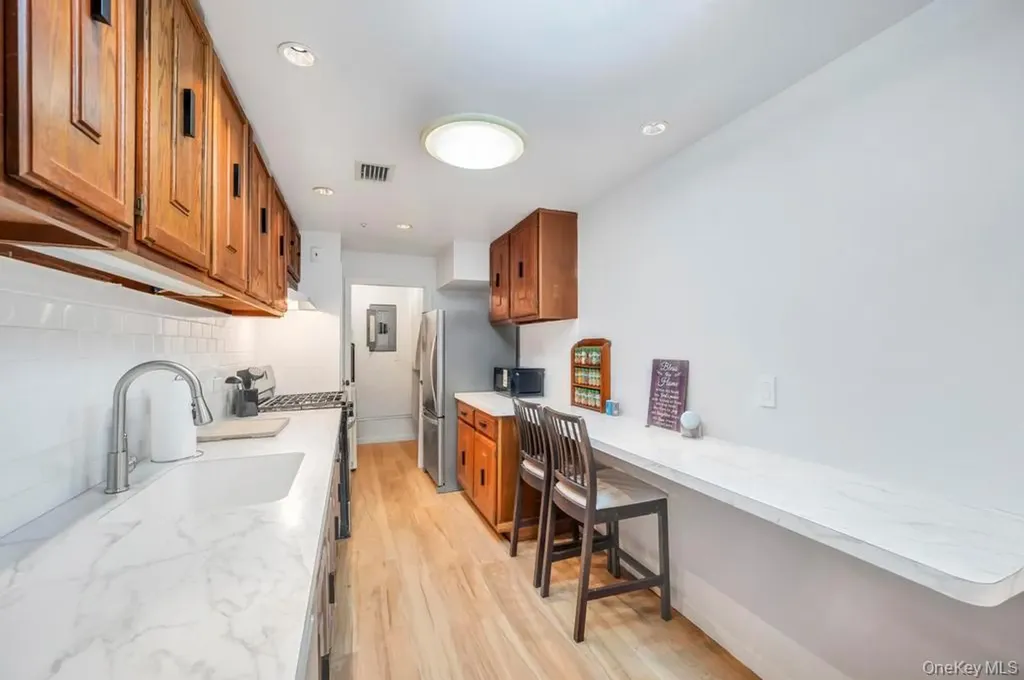 207 Skyline Drive Coram NY 11727