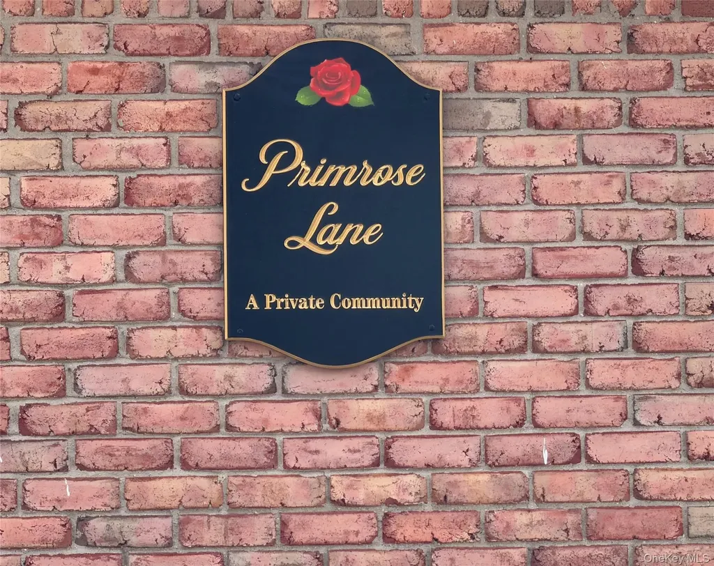 3 Primrose Lane North Babylon NY 11703