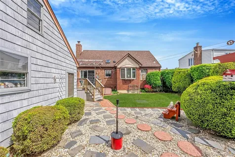 150 Connecticut Avenue Massapequa NY 11758