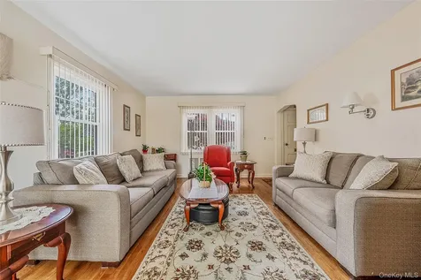 150 Connecticut Avenue Massapequa NY 11758