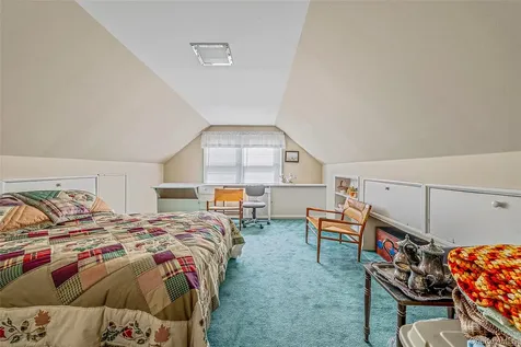 150 Connecticut Avenue Massapequa NY 11758