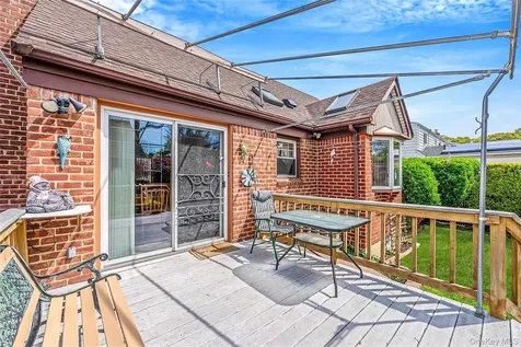 150 Connecticut Avenue Massapequa NY 11758