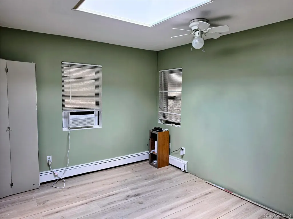 475 W Broadway Long Beach NY 11561