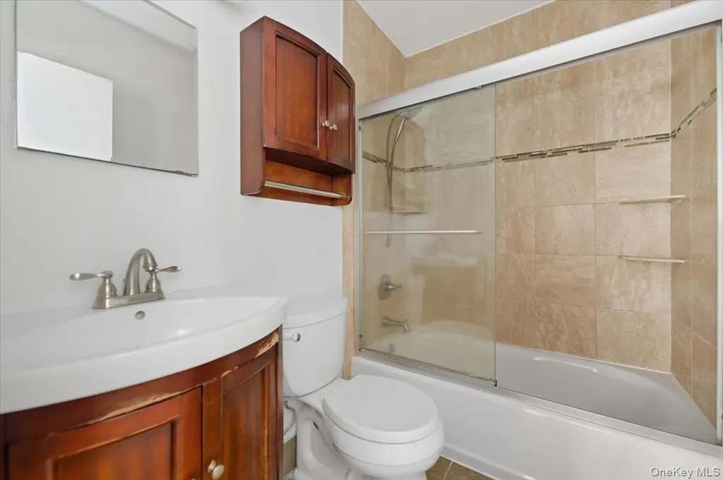 475 W Broadway Long Beach NY 11561