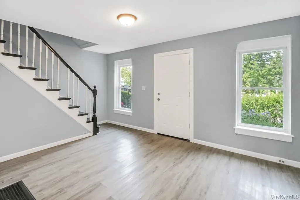 6 Bush Avenue Newburgh NY 12550